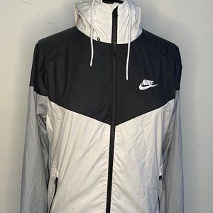 Nike wind breaker